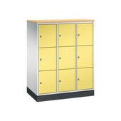 Schließfachschrank,HxBxT 1250x920x500mm,3x3 Fächer,Zyl.-Schl.,Sockel