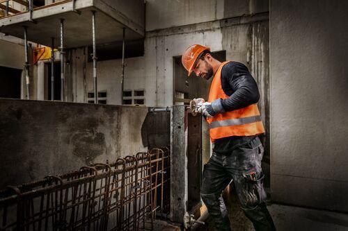 Preparation of formwork - Walls, concrete belt & ring anchor