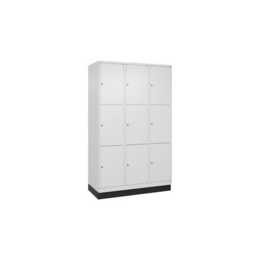 Schließfachschrank,HxBxT 1950x1200x500mm,3x3 Fächer,Zyl.-Schl.,Sockel